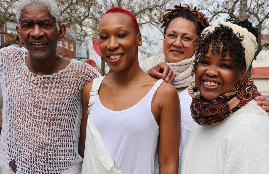 Photo des danseurs de la cie Boukousou